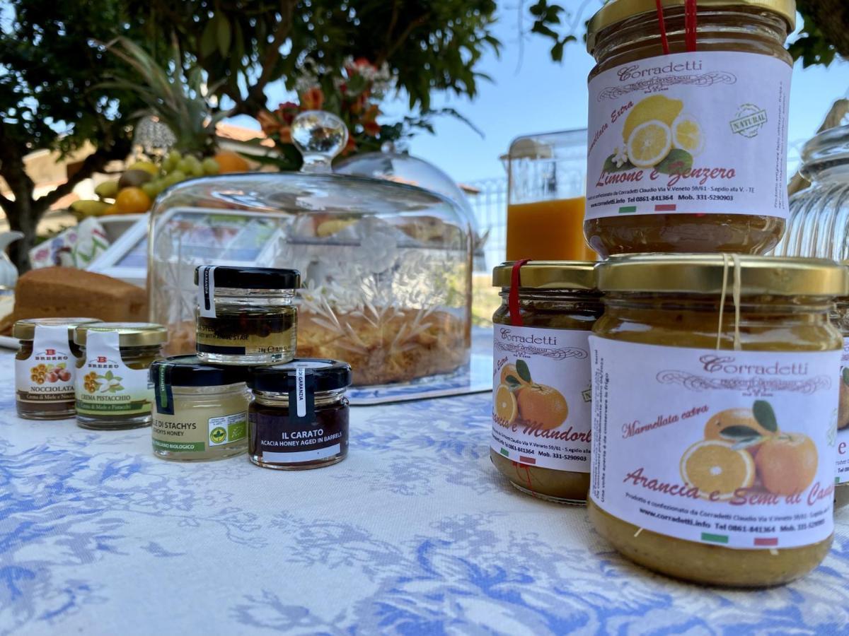 Salge B&B Residenza Di Charme Colonnella Bagian luar foto